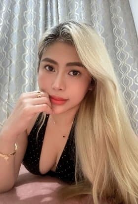 Lisa, 26