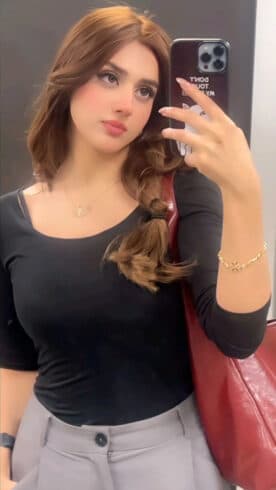 Arushi, 22