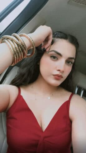 Shanaya, 21