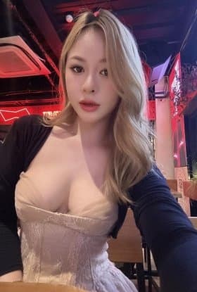 Hanna, 22