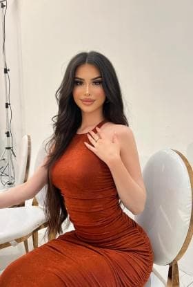 Sarah photo 2