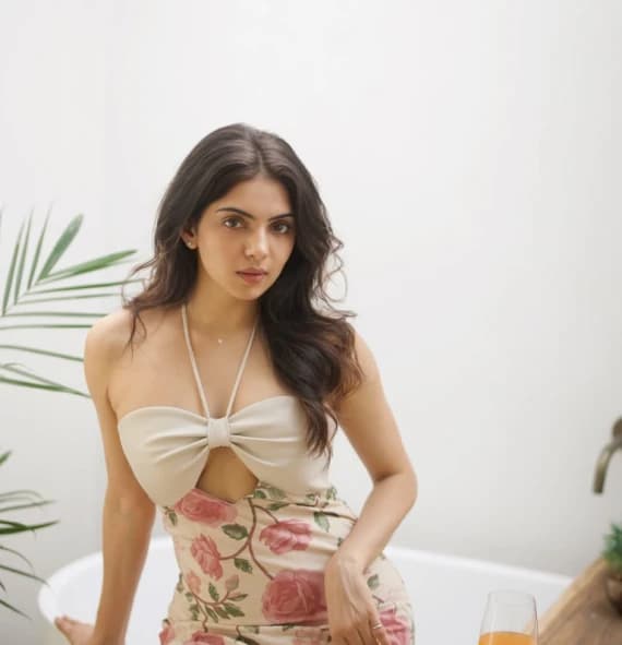 Esha Indian photo 1