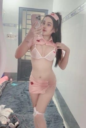 Kitty, 23